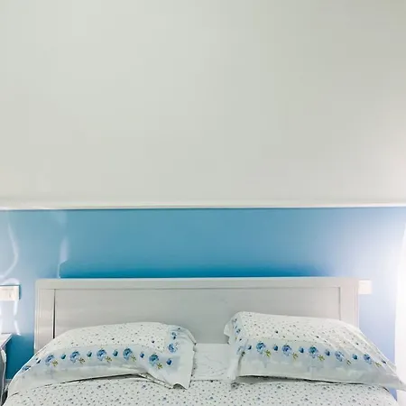 Apartment Sweet Trilli *